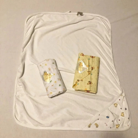 Winnie  the Pooh Baby Swaddles and Hooded Baby Towel Classic Pooh Disney Baby - Picture 1 of 16